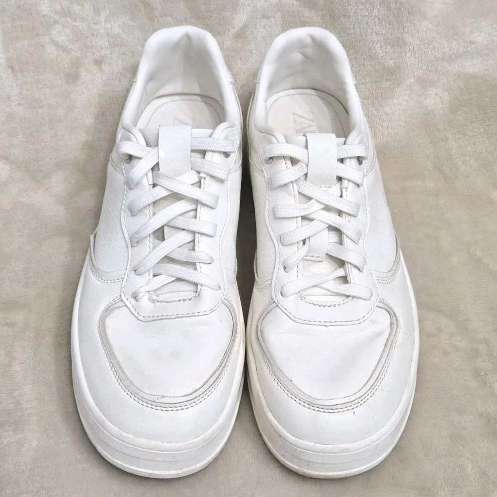 Zara White Sneakers Low Top Minimal Clean Aesthetic Casual Shoes Womens‎ Sz 38